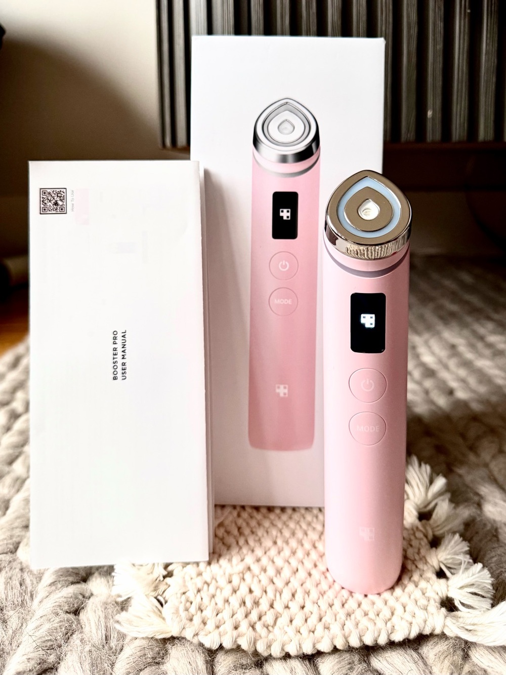 Medicube AGE-R Booster Pro Device (Pink)